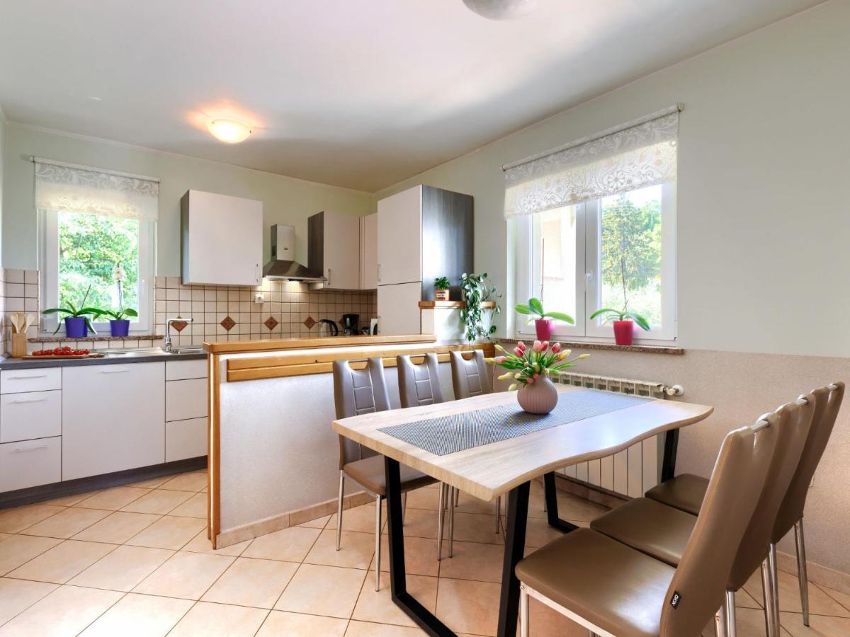 Holiday Home Carlo - Ipc102 By Interhome Pićan Екстериор снимка