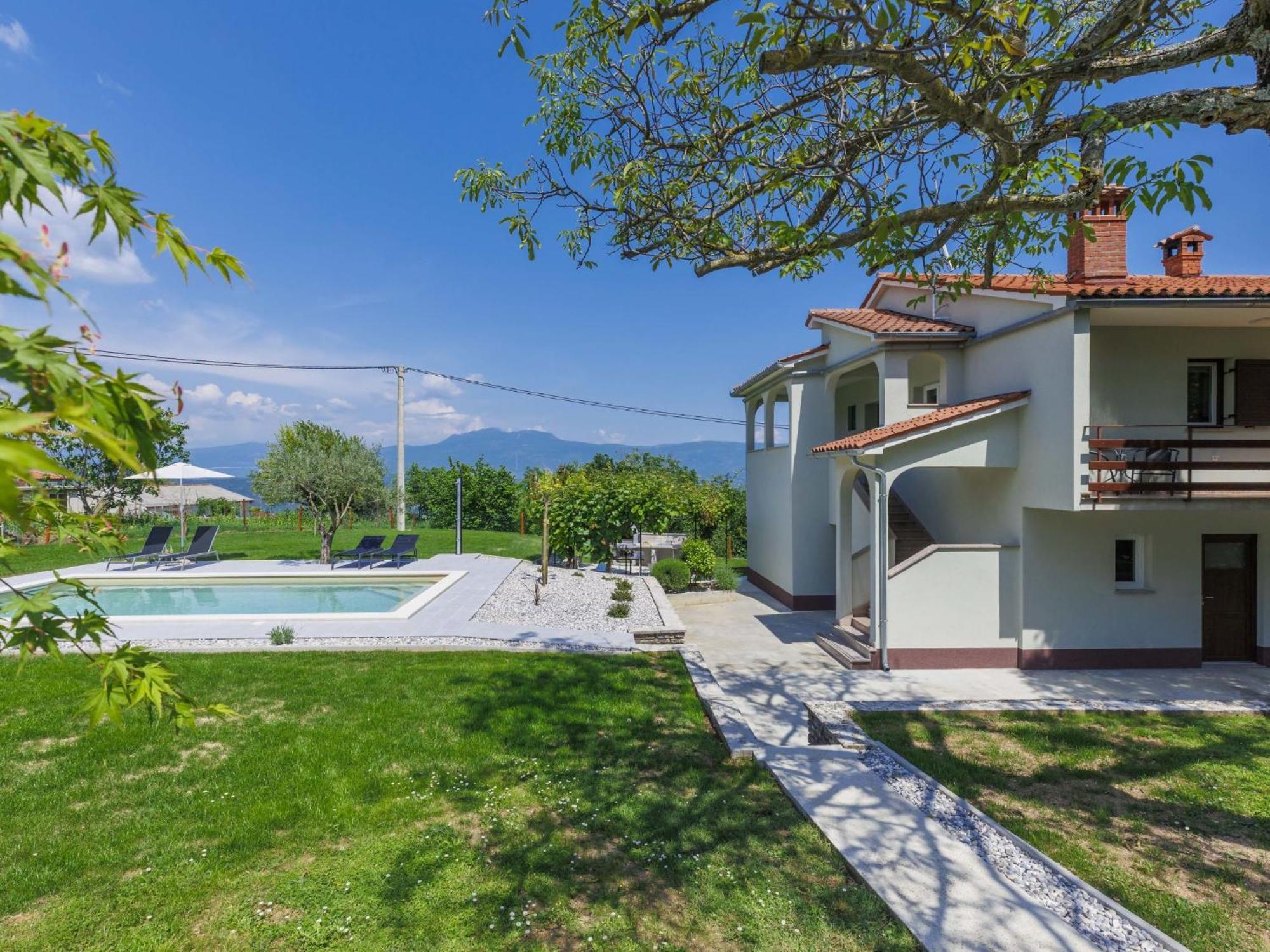 Holiday Home Carlo - Ipc102 By Interhome Pićan Екстериор снимка