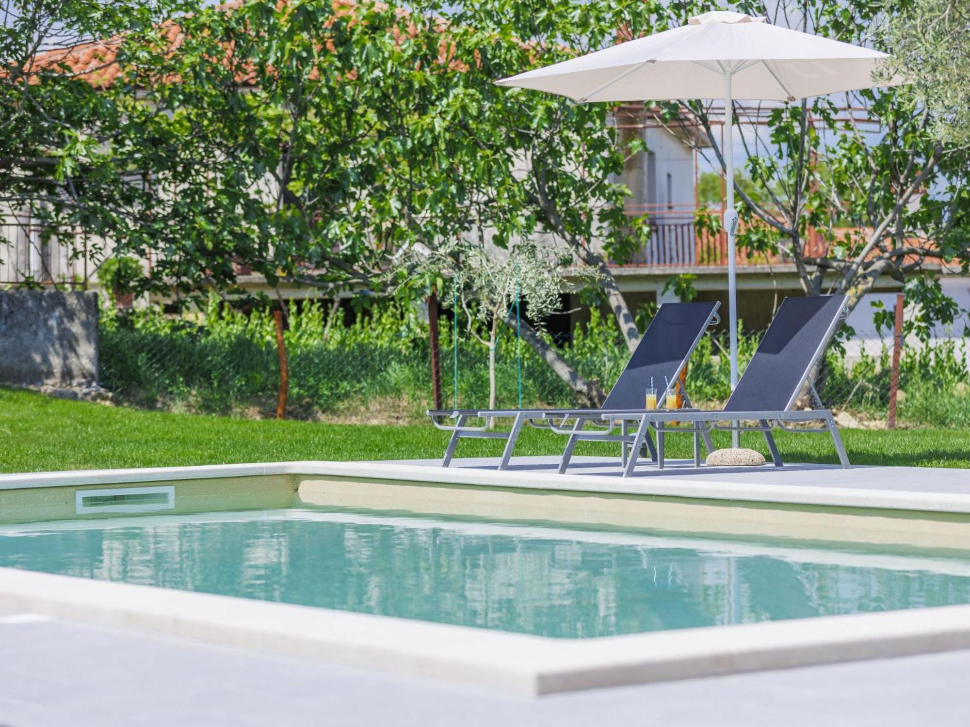 Holiday Home Carlo - Ipc102 By Interhome Pićan Екстериор снимка